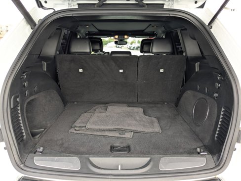 Used 2018 Jeep Grand Cherokee Limited image 21
