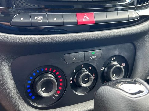 Used 2019 RAM ProMaster City Tradesman image 25