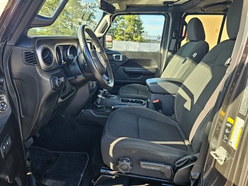 Used 2021 Jeep Wrangler Unlimited Sport image 11