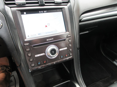 Used 2017 Ford Fusion Titanium image 23