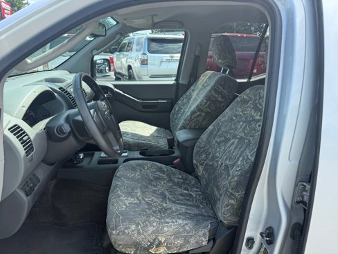Used 2012 Nissan Xterra X image 9