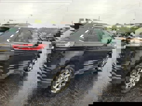 Certified 2022 Ford Edge Titanium image 5