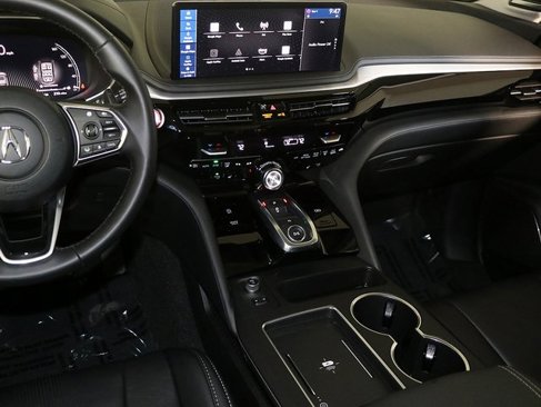 Used 2025 Acura MDX w/ Technology Package image 17