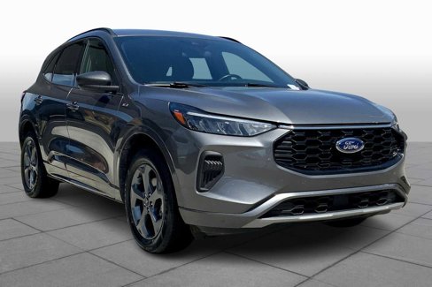 Used 2024 Ford Escape ST-Line image 2