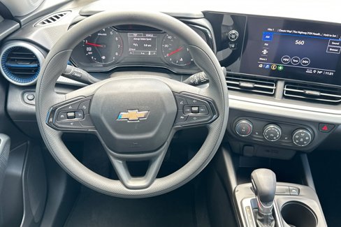 New 2025 Chevrolet Trax LS w/ LS Convenience Package image 14