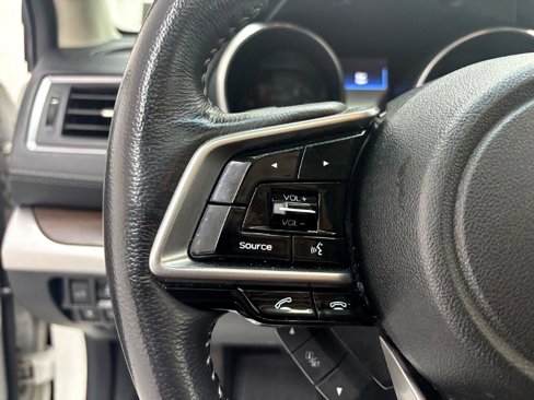 Used 2019 Subaru Outback 2.5i Touring image 16