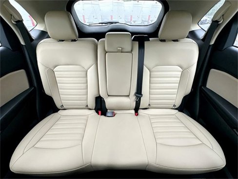 Used 2021 Ford Edge SEL w/ Convenience Package image 21