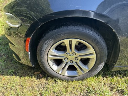 Used 2018 Dodge Charger SXT image 7