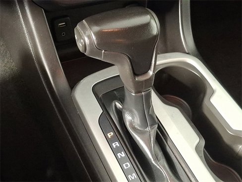 Used 2016 Chevrolet Colorado LT image 17