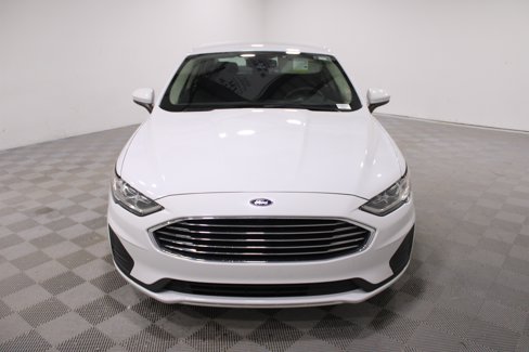 Used 2019 Ford Fusion SE image 32