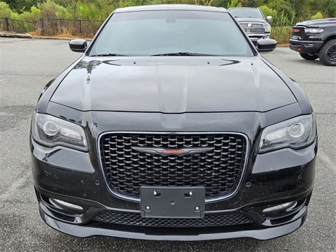 Used 2022 Chrysler 300 S image 2