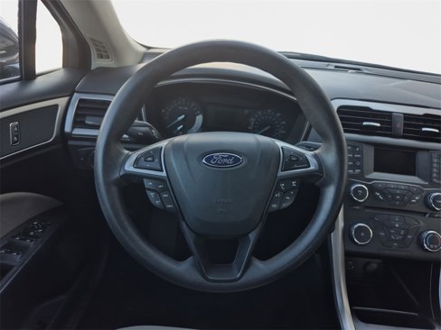 Used 2017 Ford Fusion S image 11