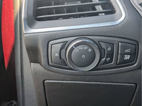 Certified 2024 Ford Edge Titanium image 17