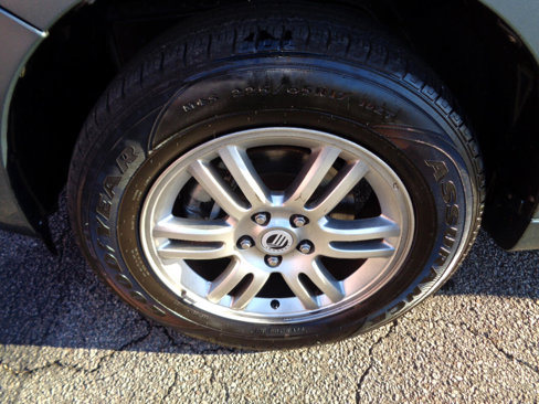 Used 2010 Mercury Mariner Premier image 26