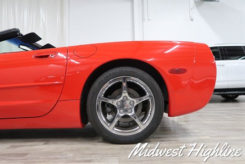 Used 2000 Chevrolet Corvette Convertible w/ Memory Pkg image 12