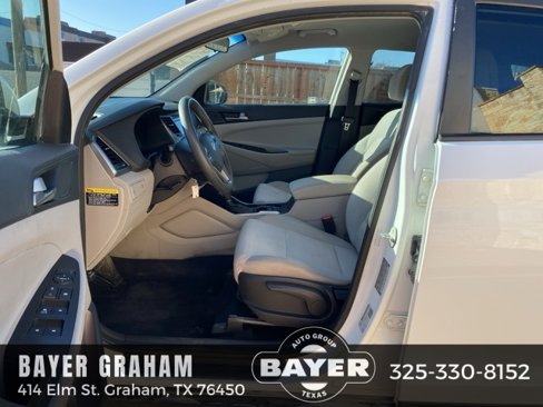 Used 2018 Hyundai Tucson SE w/ Cargo Package image 9