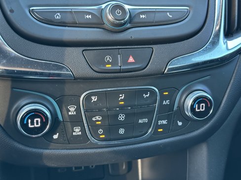 Used 2022 Chevrolet Equinox LT image 24