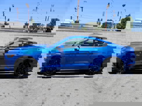 Used 2017 Ford Mustang GT Premium w/ GT Performance Package image 12