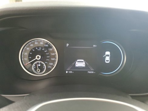 Used 2022 Genesis G70 3.3T w/ Sport Advanced Package image 26