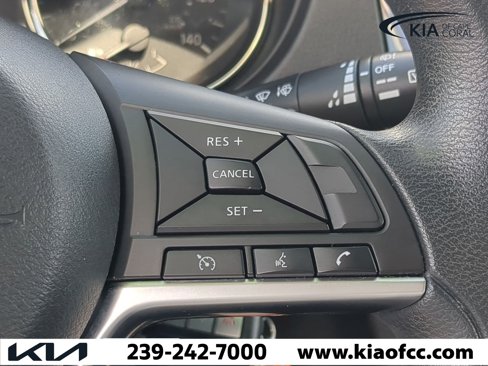 Used 2020 Nissan Rogue Sport S image 23