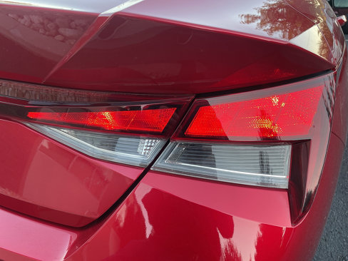Used 2023 Hyundai Elantra SEL w/ Convenience Package image 18