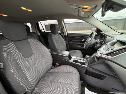 Used 2017 GMC Terrain SLE image 9