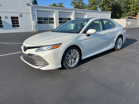 Used 2020 Toyota Camry XLE image 13