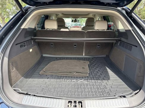 Used 2017 Lincoln MKX Reserve image 11