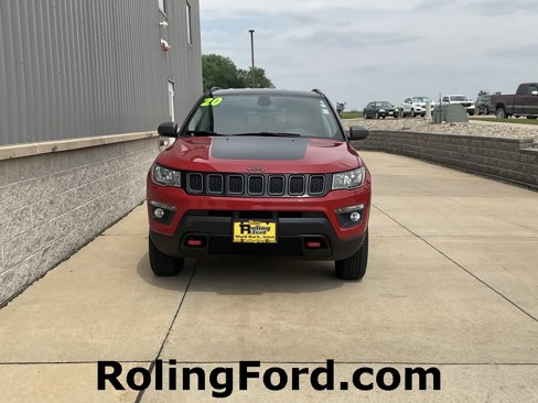 Used 2020 Jeep Compass Trailhawk image 4