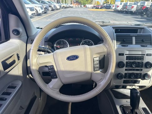 Used 2011 Ford Escape XLT w/ 201A Rapid Spec Order Code image 17