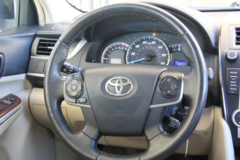 Used 2012 Toyota Camry XLE image 12