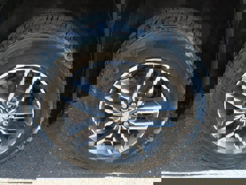 Used 2018 Jeep Grand Cherokee Limited image 15