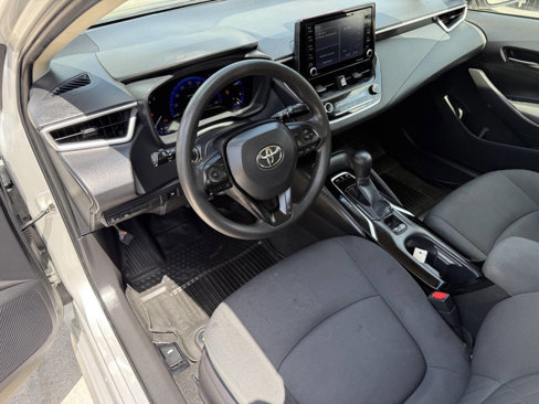 Used 2022 Toyota Corolla LE image 9