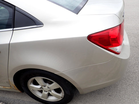 Used 2014 Chevrolet Cruze LT image 15
