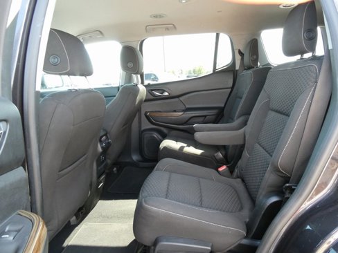 Used 2017 GMC Acadia SLE image 18