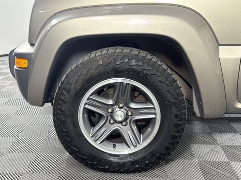 Used 2004 Jeep Liberty Sport w/ PWR Convenience Group image 10