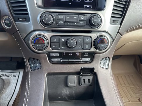 Used 2018 Chevrolet Tahoe LT image 34
