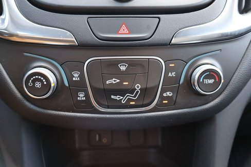 Used 2018 Chevrolet Equinox LT image 19