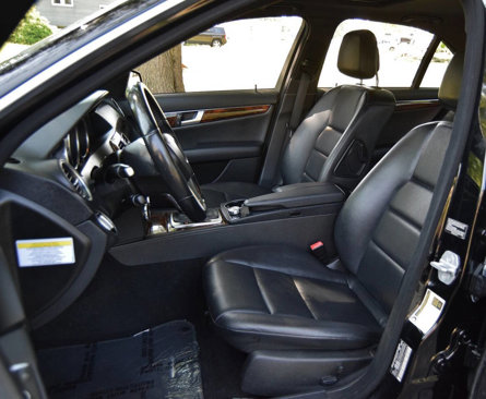 Used 2013 Mercedes-Benz C 300 4MATIC Sedan image 24