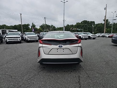 Used 2017 Toyota Prius Prime Premium image 6