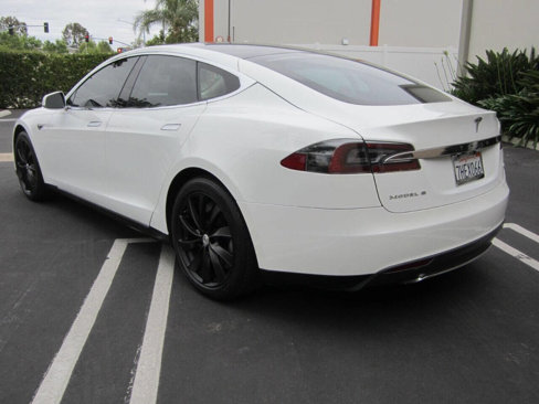 Used 2013 Tesla Model S Long Range image 4