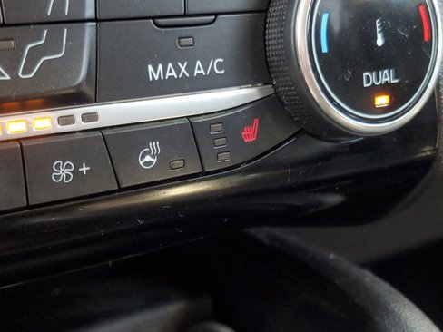 Used 2022 Ford Escape SEL image 25
