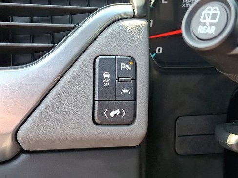 Used 2019 Chevrolet Tahoe LT image 25