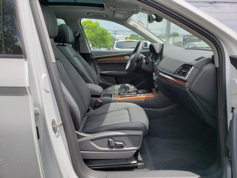 Used 2022 Audi Q5 2.0T Premium Plus w/ Premium Plus Package image 17