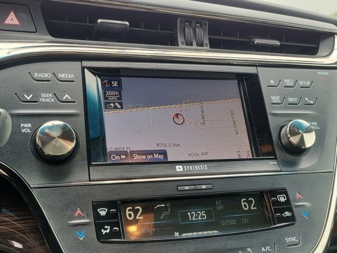 Used 2014 Toyota Avalon XLE image 26
