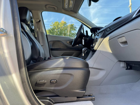Used 2014 Buick Encore Leather image 22