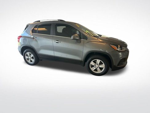 Used 2020 Chevrolet Trax LT w/ Driver Confidence Package image 10