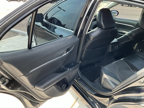 Used 2020 Toyota Camry XLE w/ Driver Assist Package image 9