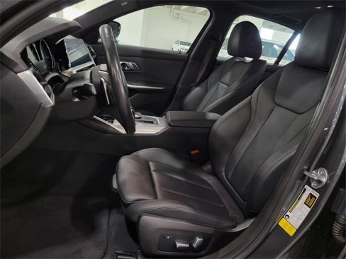 Used 2020 BMW 330i Sedan w/ Driving Assistance Package image 16