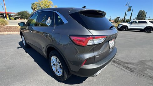 Used 2021 Ford Escape SE w/ Convenience Package image 6